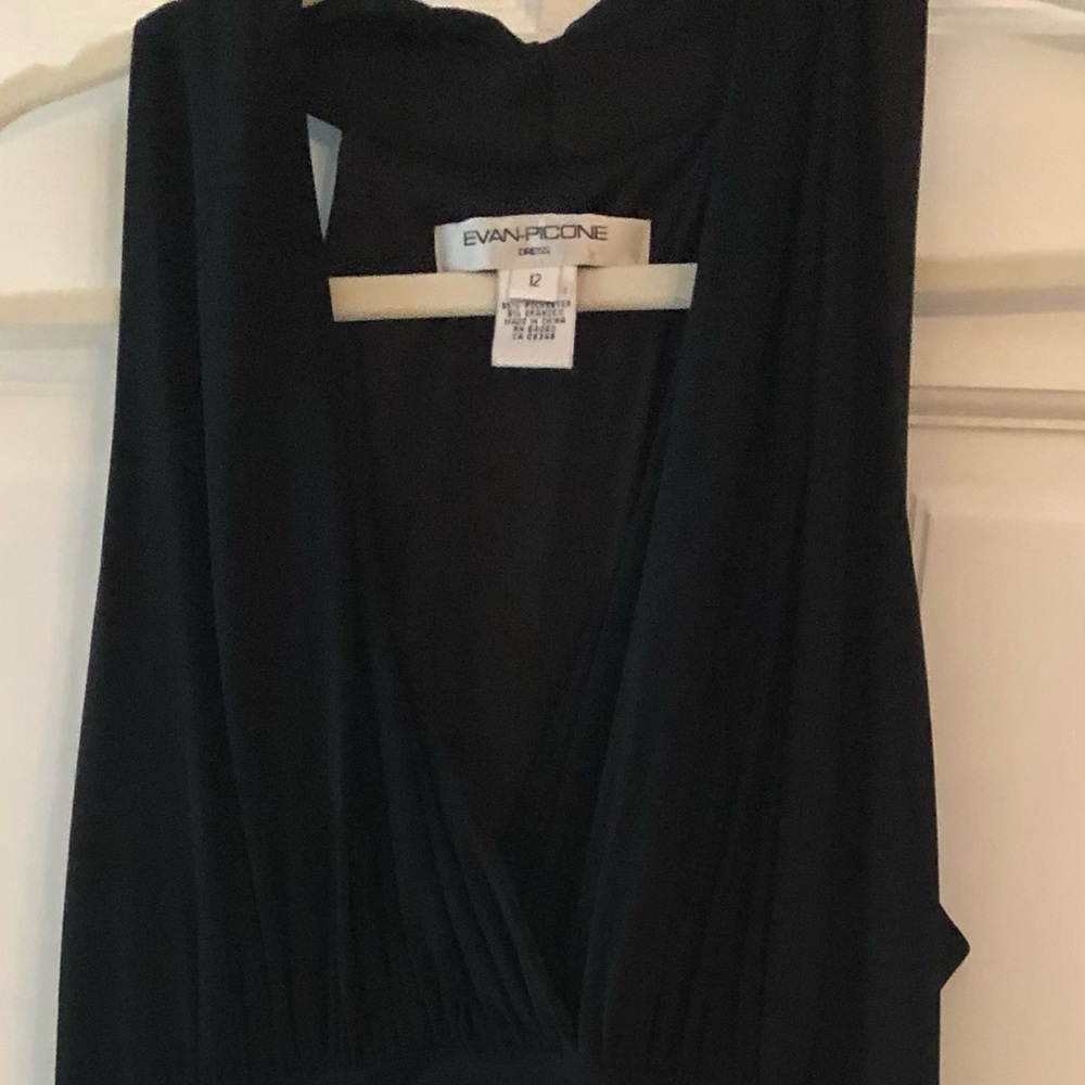 Evan Picone size 12 cocktail dress with swing bottom.